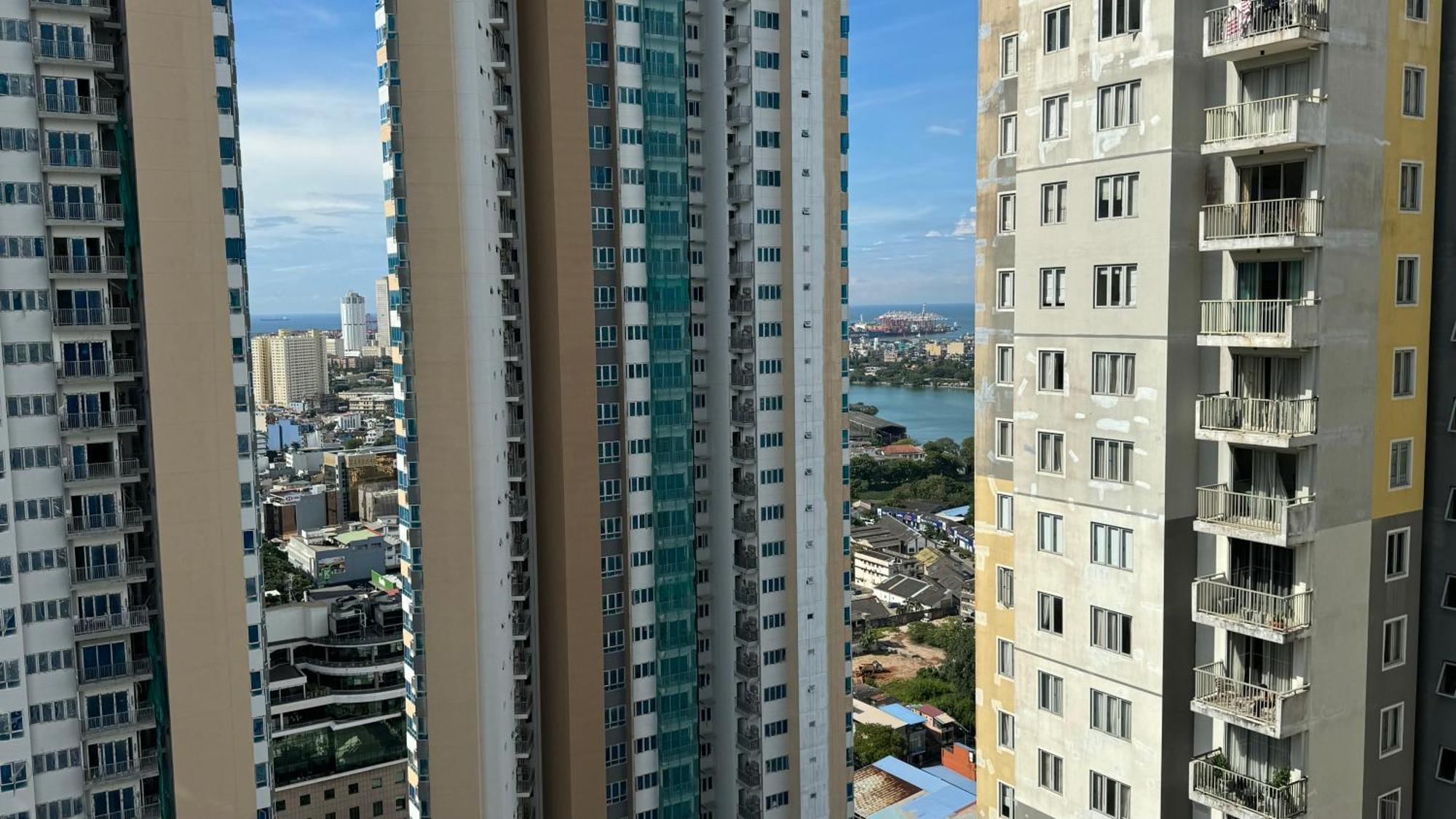 Skylounge Apartment Kolombo Bagian luar foto