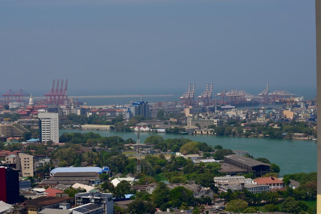 Skylounge Apartment Kolombo Bagian luar foto